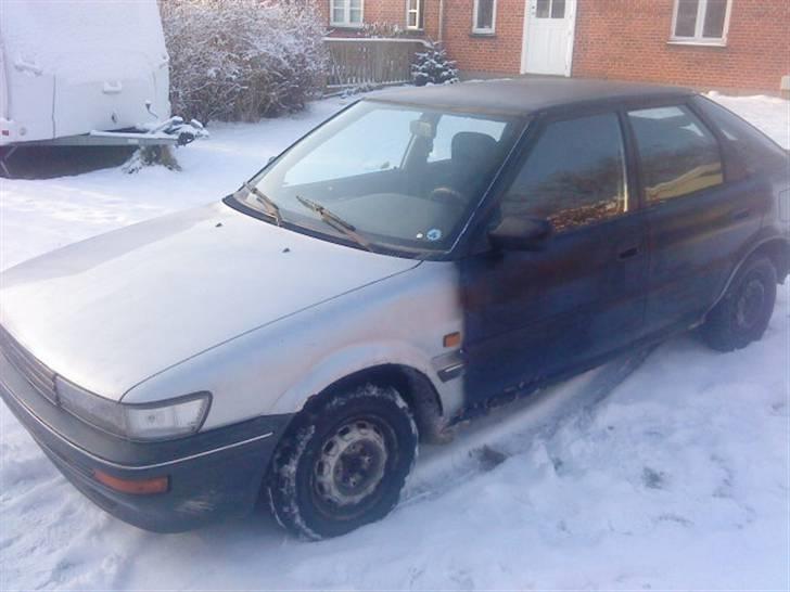 Toyota corolla gb 1,3 xl solgt billede 2
