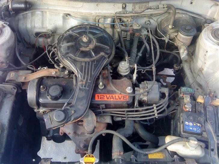 Toyota corolla gb 1,3 xl solgt billede 4