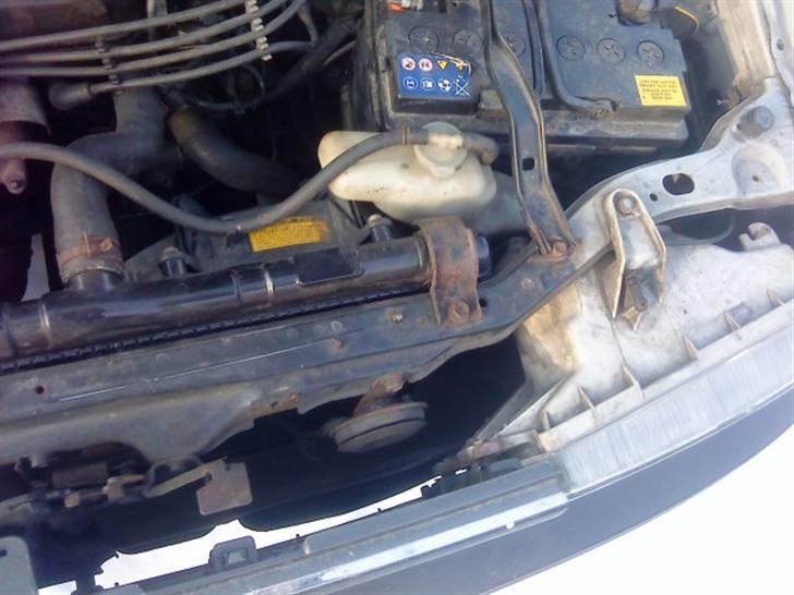 Toyota corolla gb 1,3 xl solgt billede 5