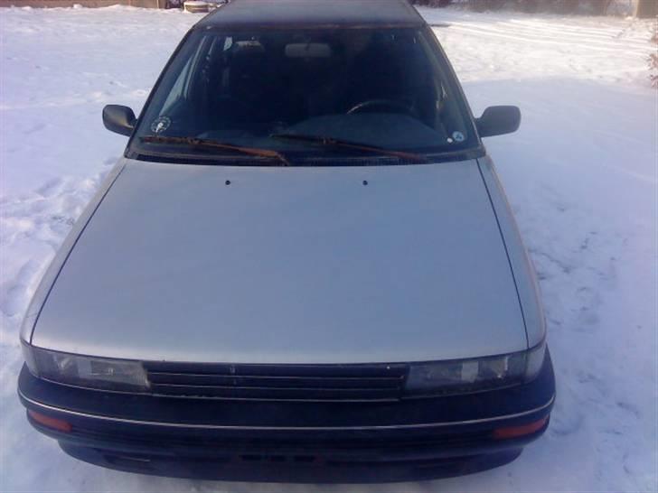 Toyota corolla gb 1,3 xl solgt billede 8