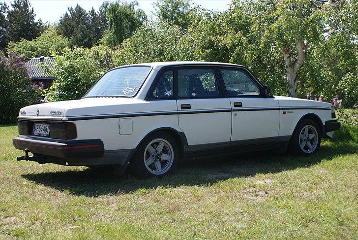Volvo 240 GLT (Solgt) billede 11
