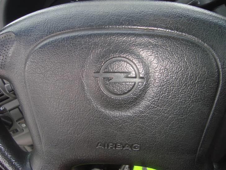 Opel corsa 1,4 (väk) :(  billede 5