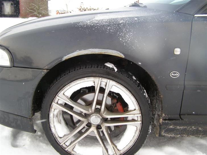 Audi A4  SOLGT billede 2