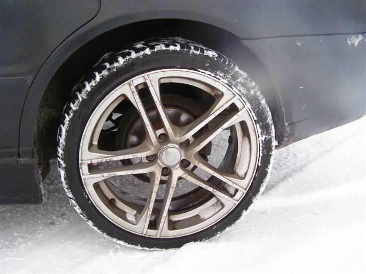 Audi A4  SOLGT billede 3