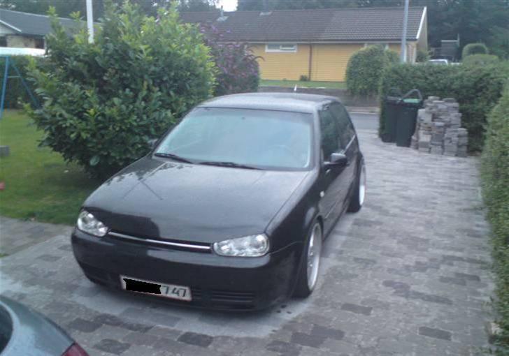 VW Golf 4 Gti Solgt.  - Billede fra i sommers med de rigtige sutter :) billede 19
