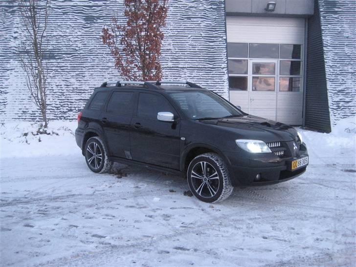 Mitsubishi Outlander 2.0 Turbo 4wd billede 1