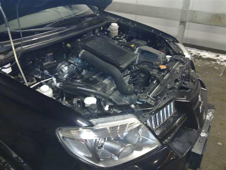 Mitsubishi Outlander 2.0 Turbo 4wd billede 7