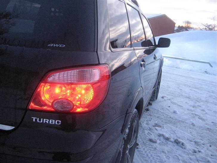 Mitsubishi Outlander 2.0 Turbo 4wd billede 10
