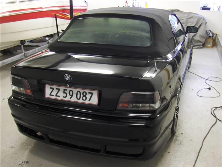 BMW E 36 325 i cab billede 5