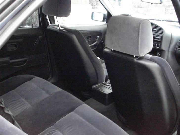 BMW 320i BYTTET billede 8