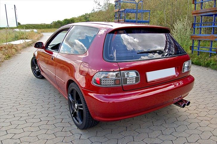 Honda Civic 1,6 VTI Solgt billede 10