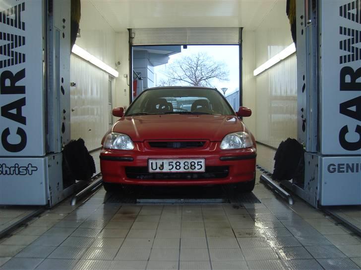 Honda CIVIC1,6 vti vtec  SOLGT! billede 2
