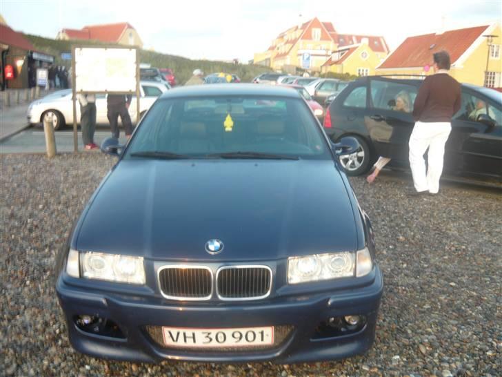 BMW 316I *SOLGT* billede 4