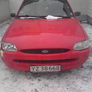 Ford Escort 1.6 clx *Skrottet*