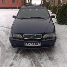 Volvo V 70 R