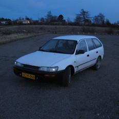 Toyota Corolla Van E101 "Død"