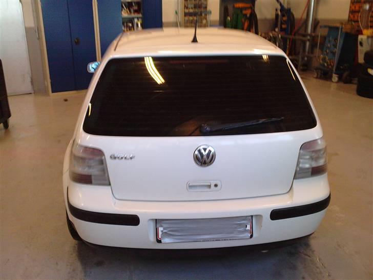 VW Golf TOTAL SKADET! billede 9