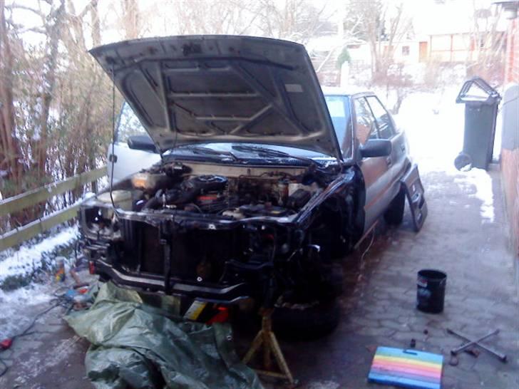 Toyota corolla gb 1,3 xl solgt billede 13