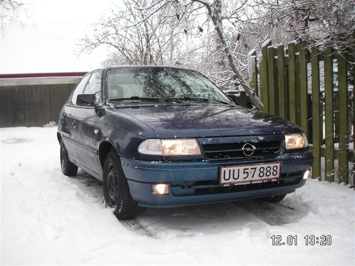 Opel Astra F "SOLGT" billede 1