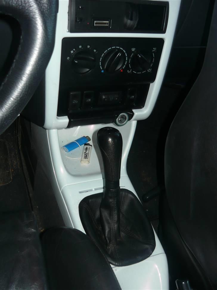 VW Polo 6N *SOLGT* billede 9