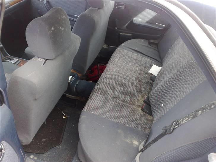 Mercedes Benz w123 300D (Solgt) billede 4