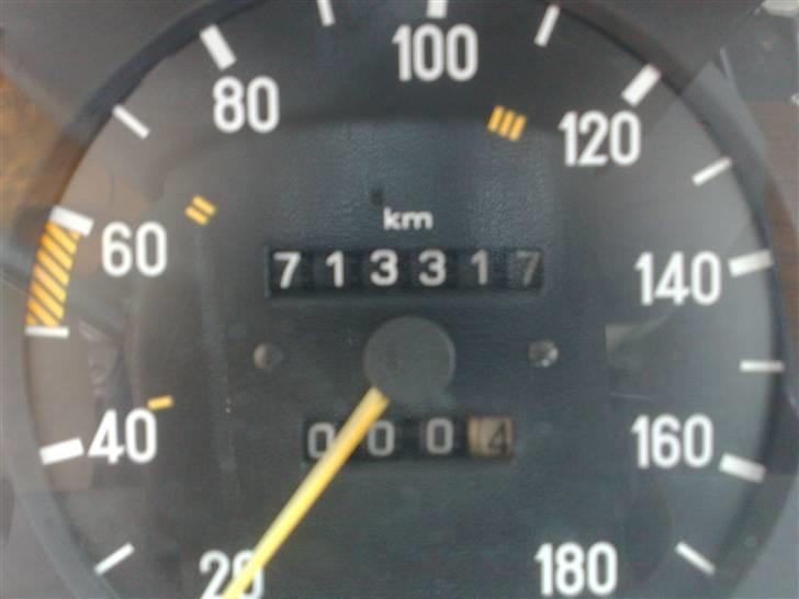 Mercedes Benz w123 300D (Solgt) billede 5