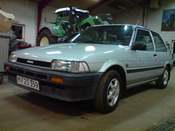 Toyota Corolla DX Solgt billede 3