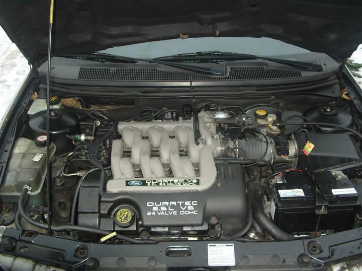 Ford Mondeo MK2 2,5V6 24V billede 8
