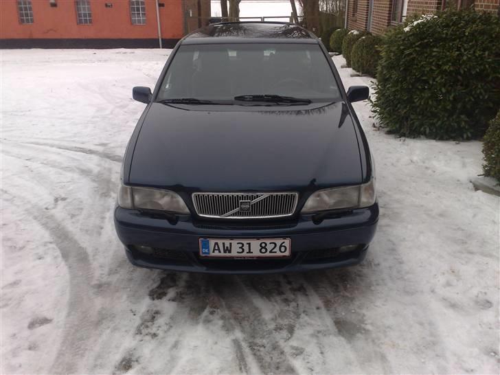 Volvo V 70 R - ny type nummerplader billede 2