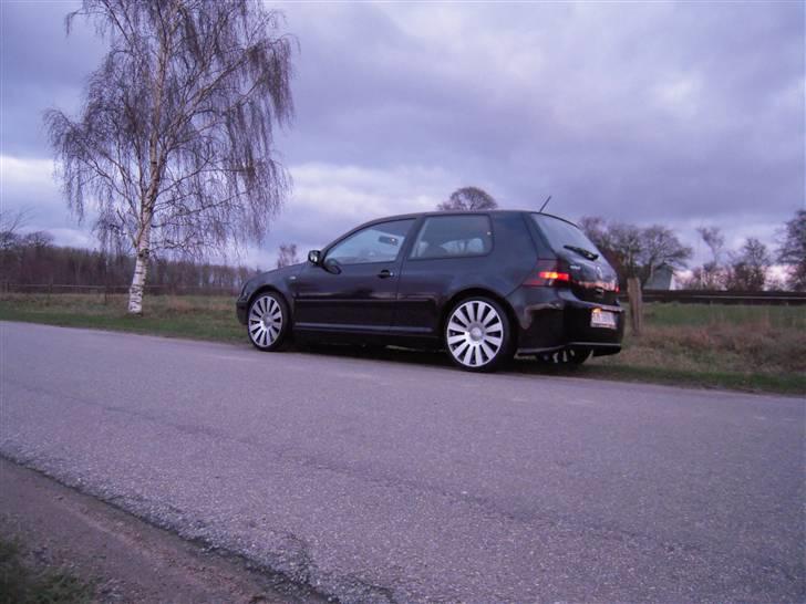 VW Golf 4 1,8 20v. Solgt. billede 3