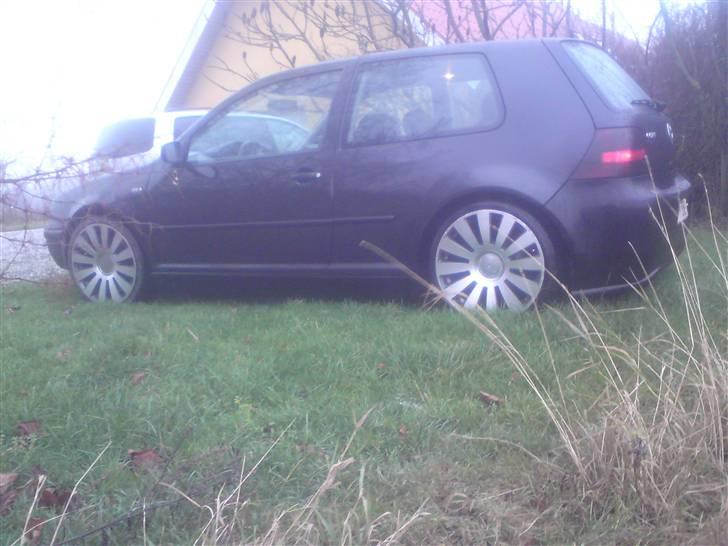 VW Golf 4 1,8 20v. Solgt. billede 13