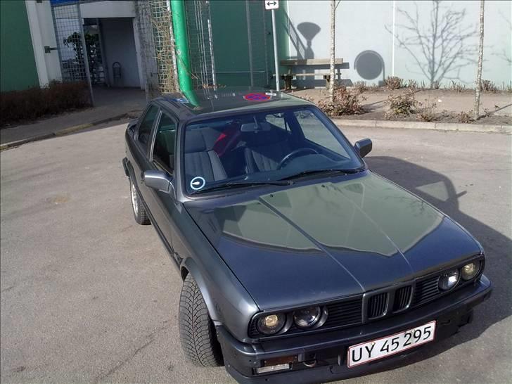 BMW E30 325i - STJÅLET :'( billede 8
