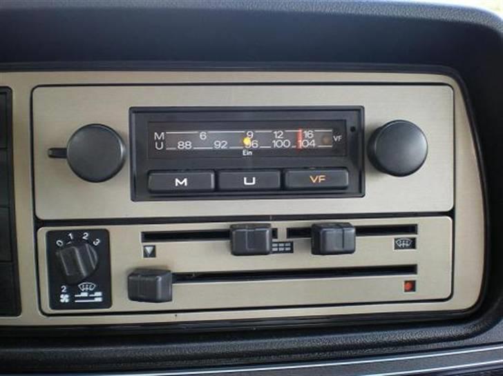 VW Golf 1 - Radio og varme reg billede 8