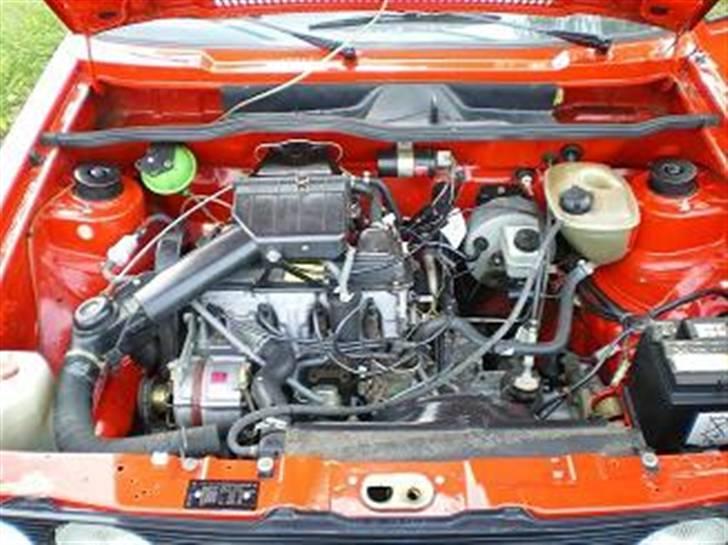 VW Golf 1 - Motorrum billede 13