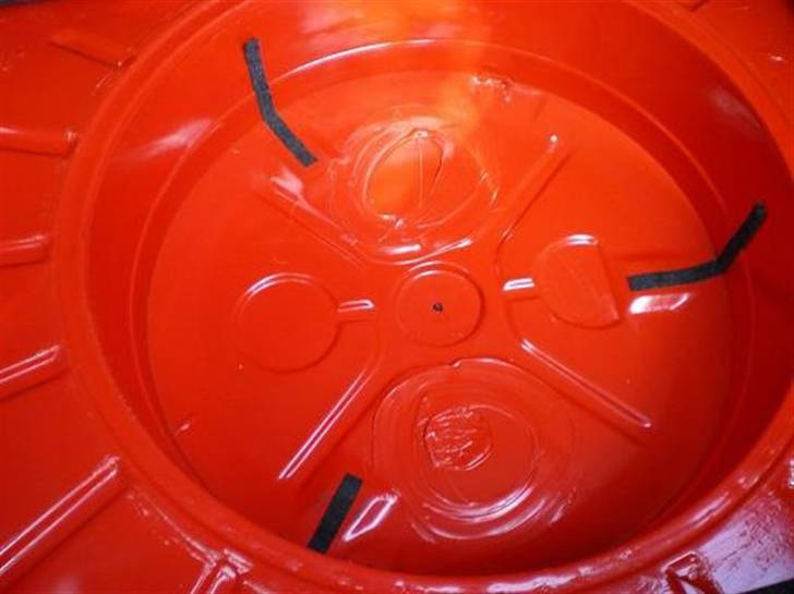 VW Golf 1 - Reservehjulsbrønd indefra billede 14