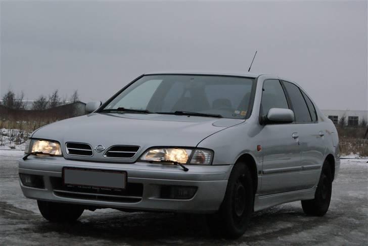 Nissan Primera 2.0 SE SOLGT billede 3