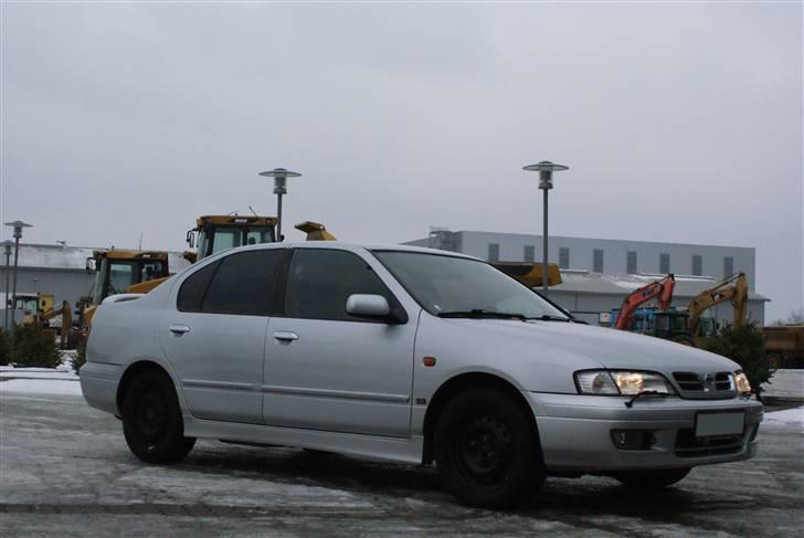 Nissan Primera 2.0 SE SOLGT billede 4