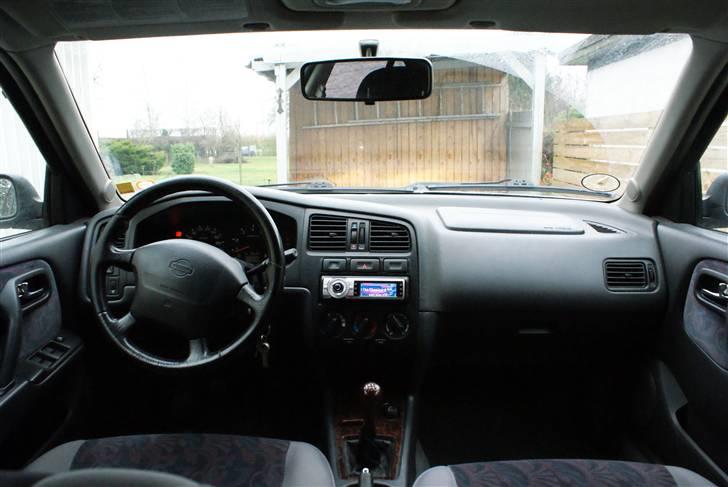 Nissan Primera 2.0 SE SOLGT billede 9