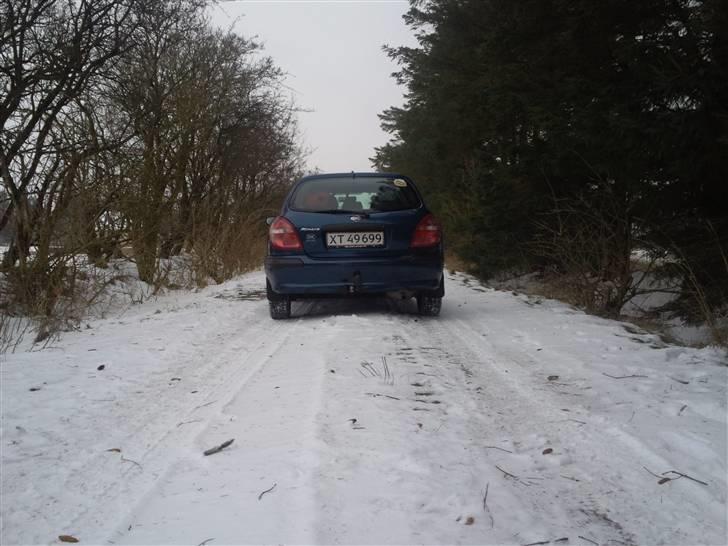 Nissan Almera N16 billede 10