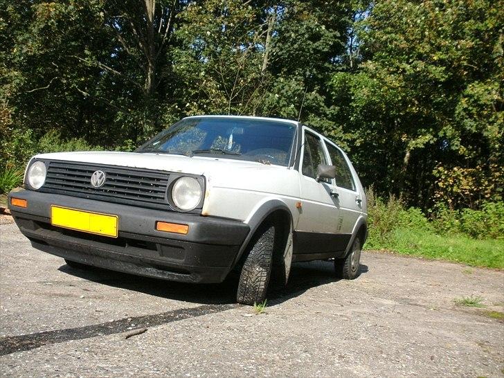 VW Golf 2- 1.6D Solgt billede 3