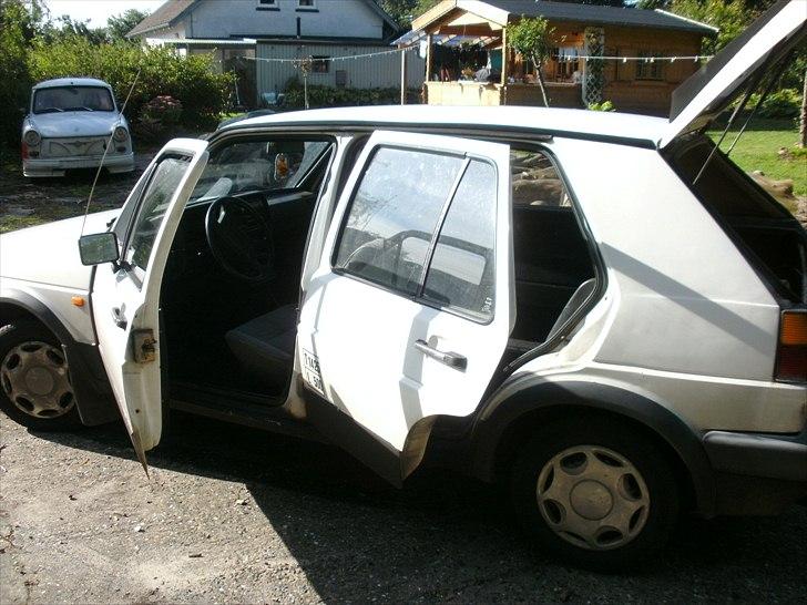 VW Golf 2- 1.6D Solgt billede 8