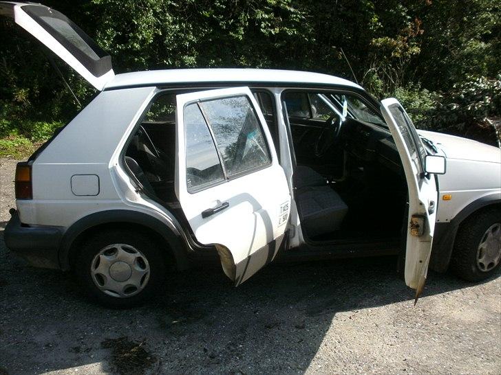 VW Golf 2- 1.6D Solgt billede 9