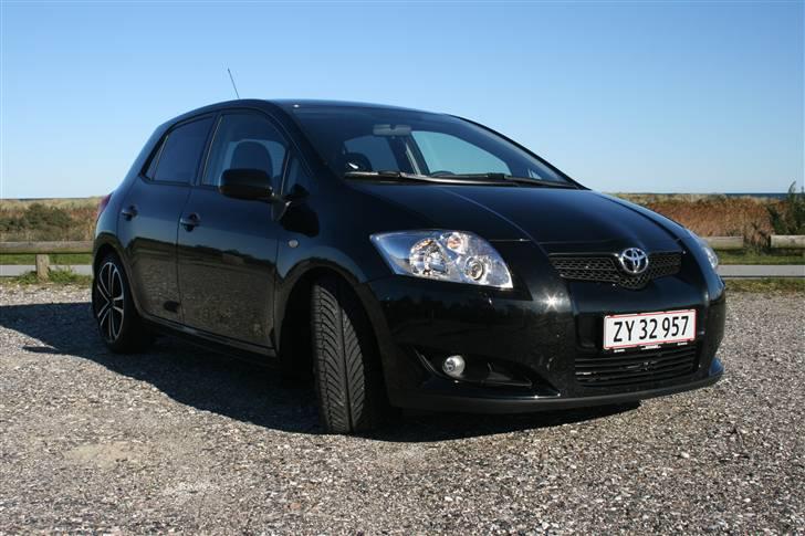 Toyota Auris - Så får i lige en rundvisning:) billede 1
