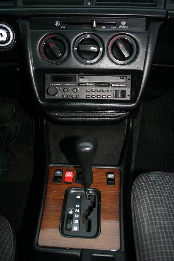 Mercedes Benz 190 E 2,0 W201 - Original Blaupunkt radio billede 12