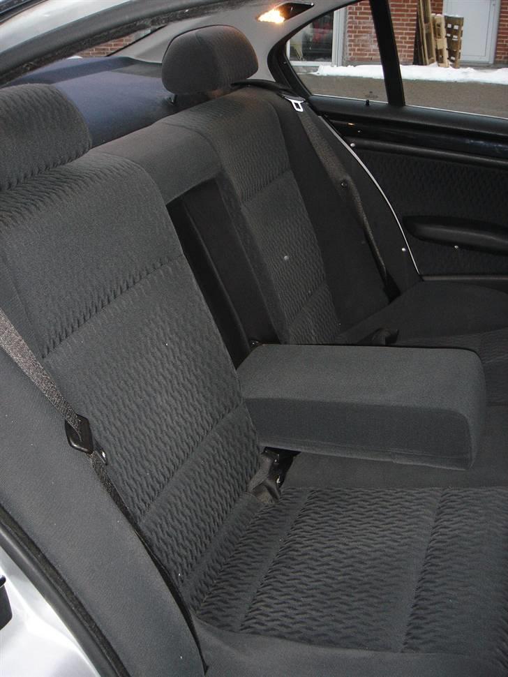 BMW E46 323i    "SOLGT" billede 7