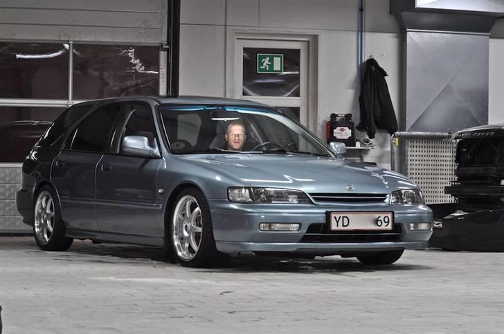 Honda Accord Aerodeck - mig selv bag roret billede 2