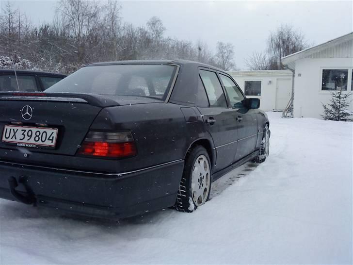 Mercedes Benz w124 300E SOLGT billede 7