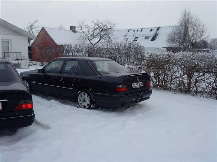 Mercedes Benz w124 300E SOLGT billede 9