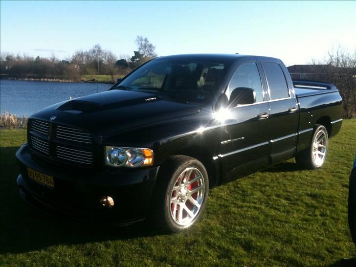 Dodge Ram srt 10 SOLGT billede 1