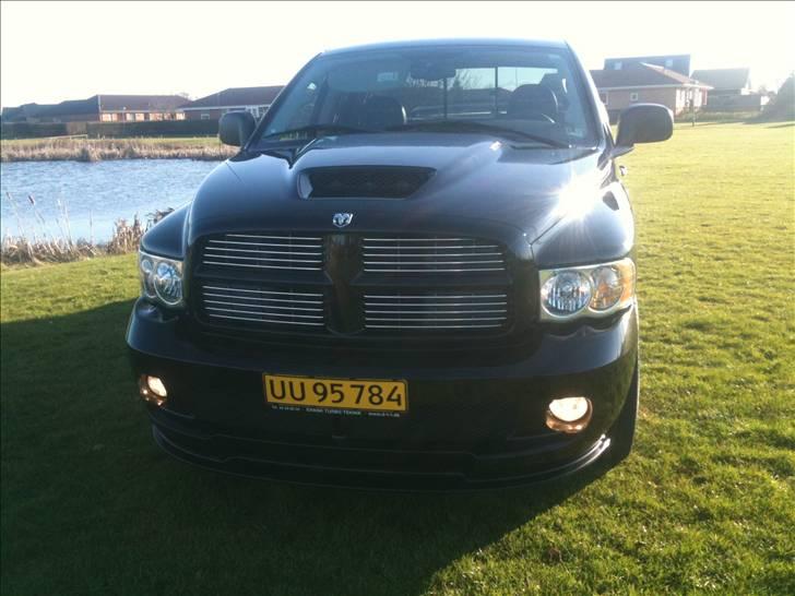 Dodge Ram srt 10 SOLGT billede 2